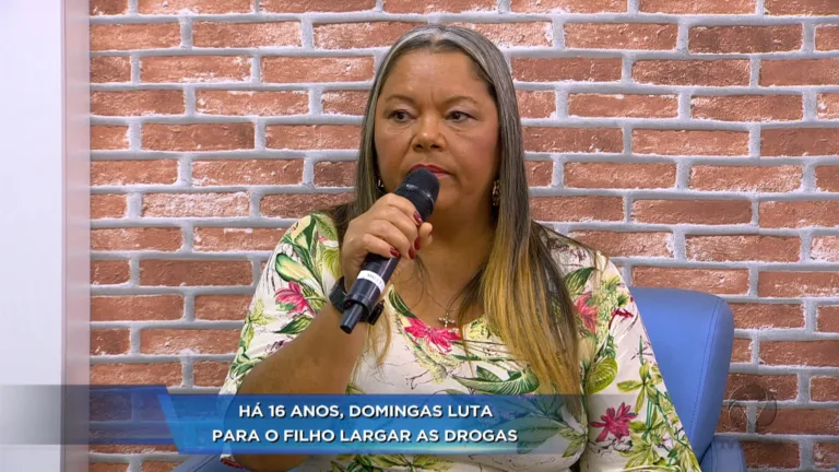 Mãe conta como vive o drama da dependência química com o filho