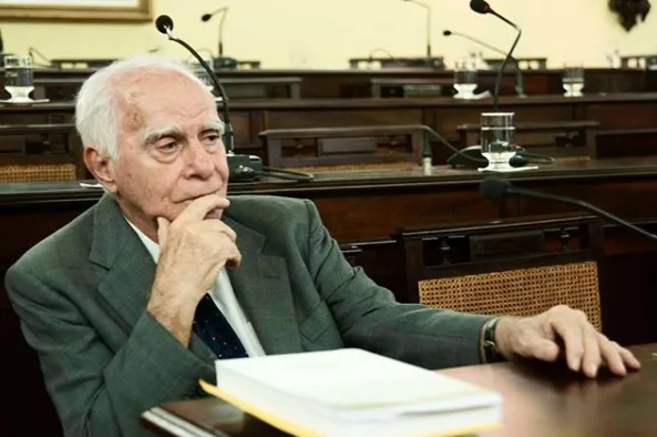 Escritor Ignácio de Loyola Brandão vence o prêmio Juca Pato 2019