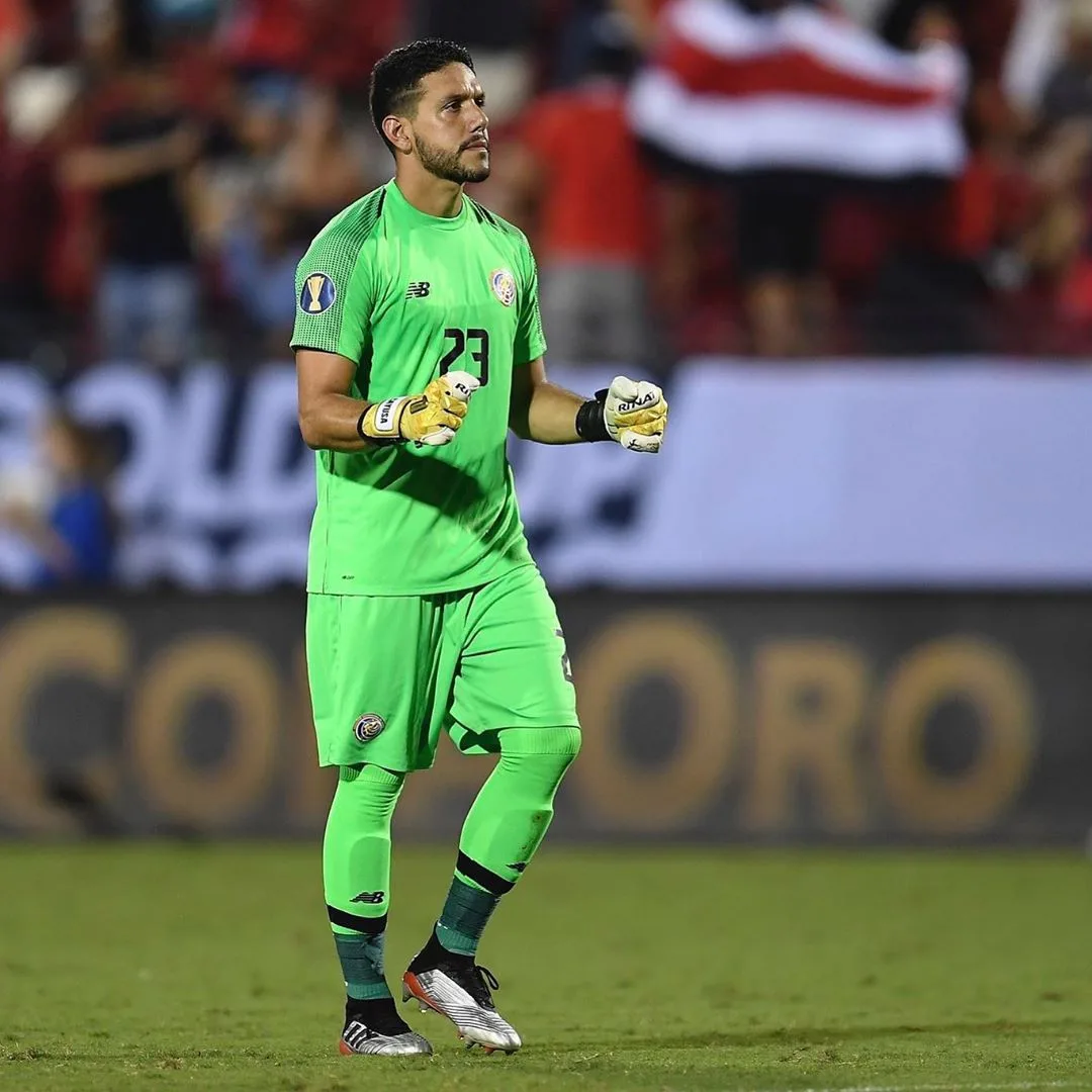 Crise política na Bolívia impede goleiro de se apresentar à seleção da Costa Rica