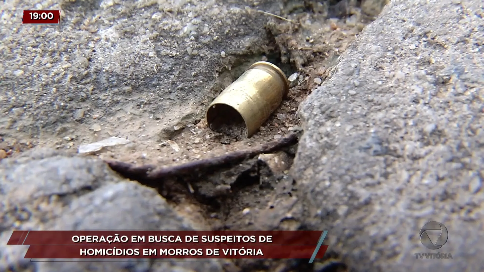 Operações em busca de suspeitos de homicídios em morros de Vitória