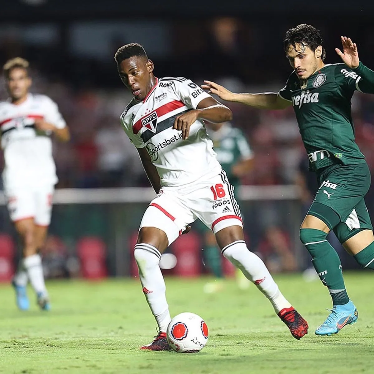 São Paulo tem vantagem e é favorito em decisão do Paulistão na casa do Palmeiras