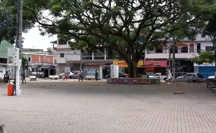 Homem é agredido e tem moto alveja por tiros em Cariacica