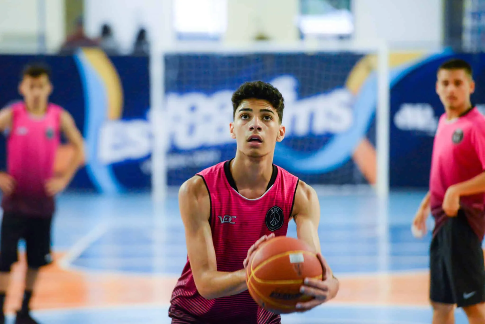 Finais do basquete e semifinal do futsal