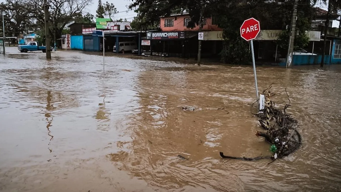 Chuvas deixam 19 barragens em estado de alerta no Rio Grande do Sul