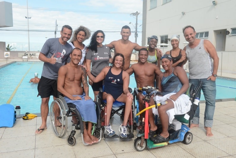 Equipe de natação paralímpica viaja para brasileiro de olho nos recordes