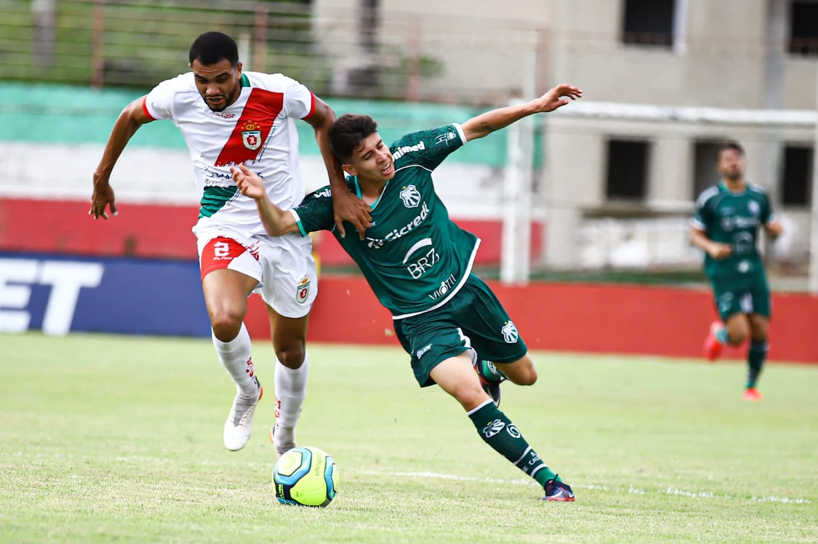 Com um a menos, Real Noroeste bate a Caldense e vence a primeira na Série D 2022