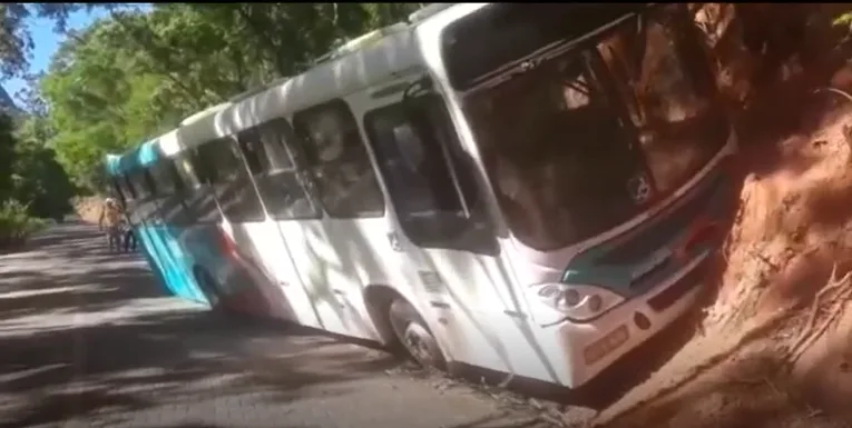 Vereador aciona MPES por ônibus sem freio em Guarapari