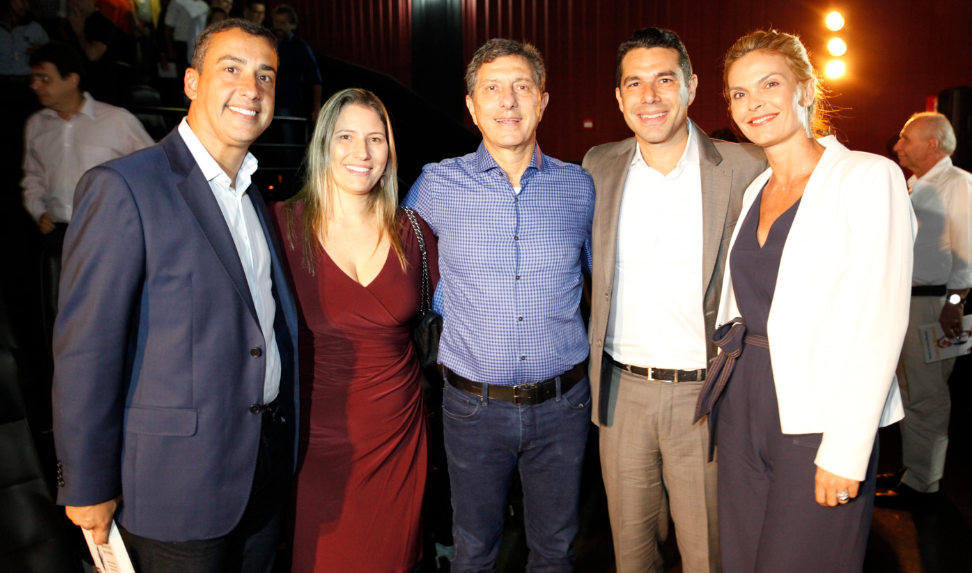 Palestra em comemoração aos 75 anos do Grupo Buaiz lota cinema do Shopping Vitória