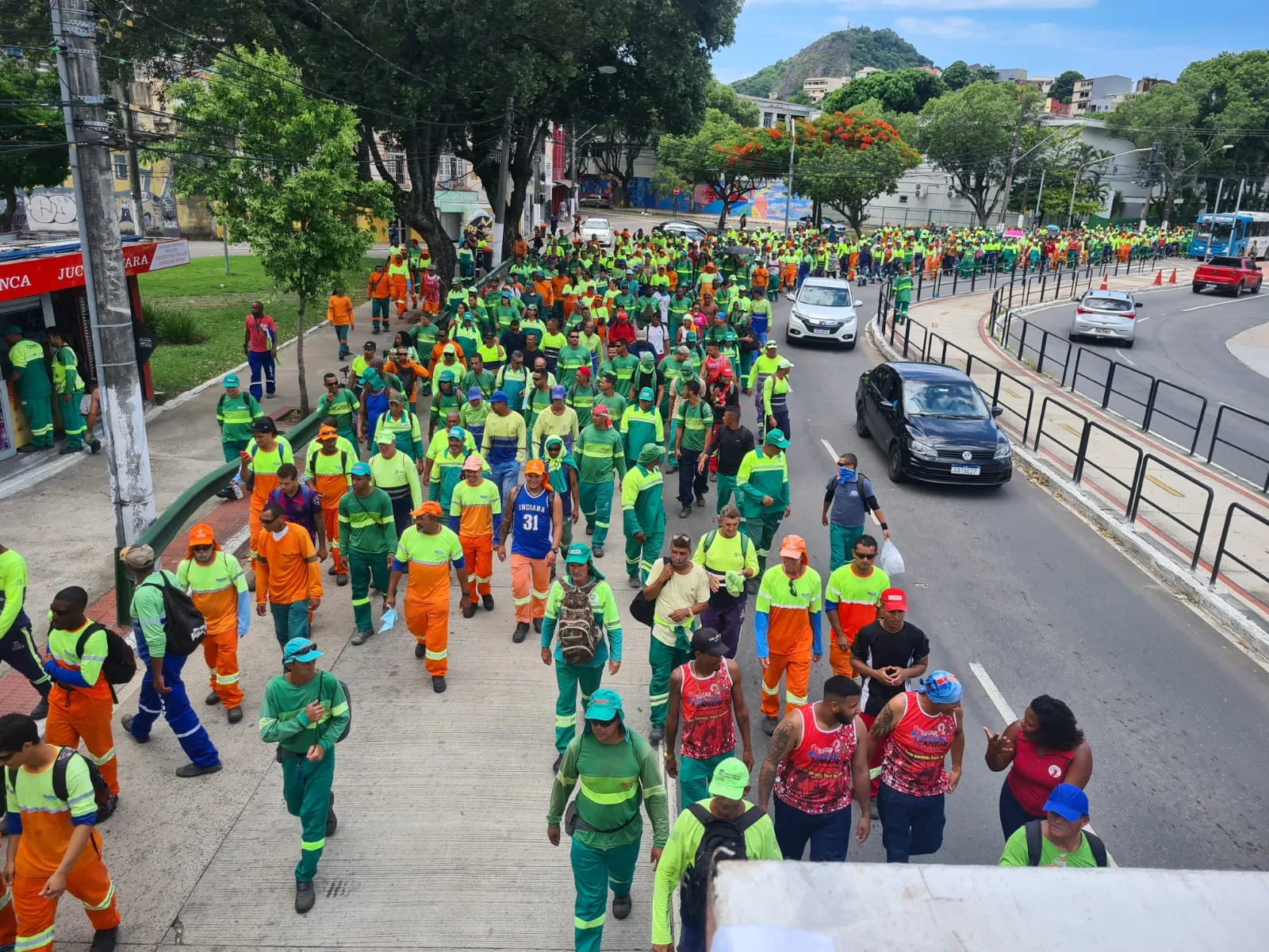 Greve de garis: proposta fechada por sindicatos ainda precisa de aprovação de trabalhadores