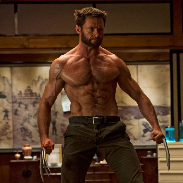 Hugh Jackman ingere 8 mil calorias por dia para reviver Wolverine. Nutricionista explica