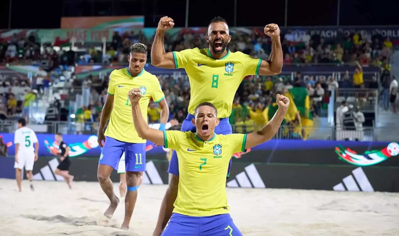 Brasil estreia com vitória na Copa do Mundo de Beach Soccer