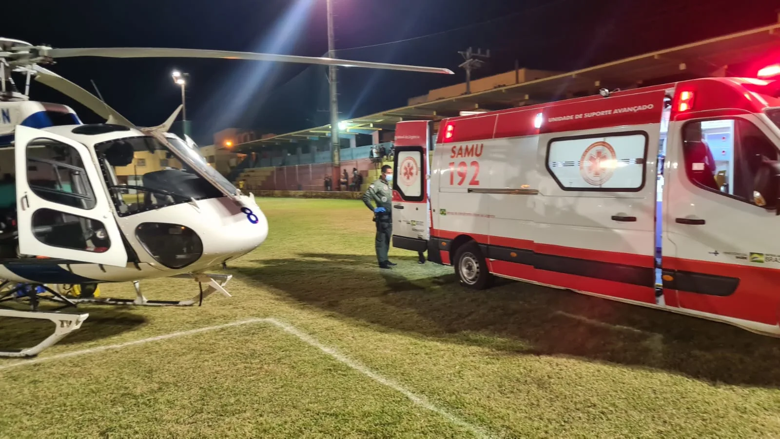 Crianças são arremessadas de brinquedo "Twister" em parque de diversões de Alegre