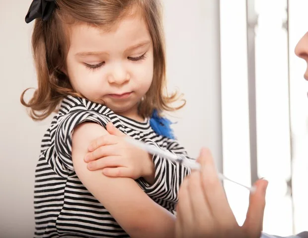 Vacina quadrivalente em bebês e crianças pode reduzir casos de influenza no País