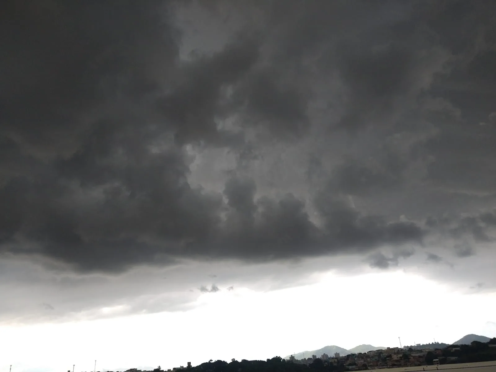 Tempo instável: Instituto prevê chuva até o fim de semana no Espírito Santo