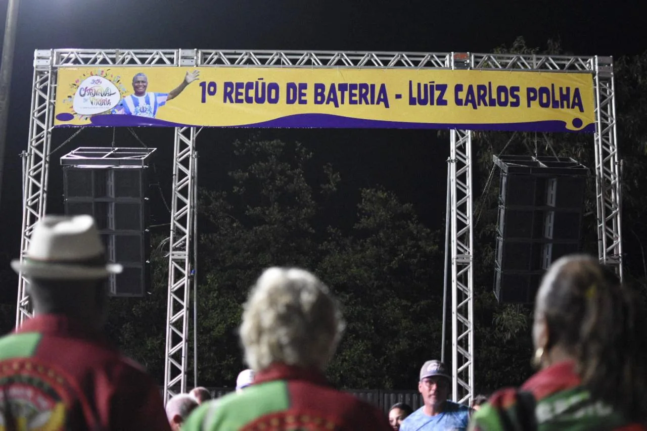 Ícones do samba capixaba são homenageados em recuos de bateria no Sambão do Povo