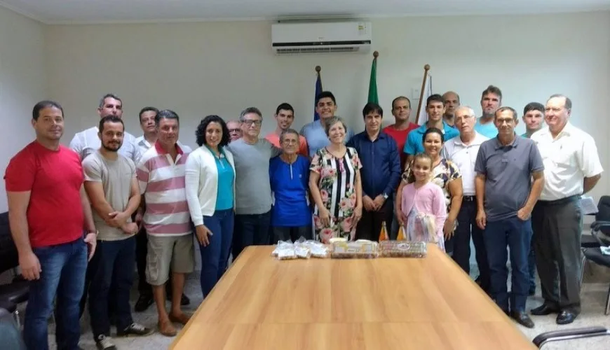 Fortalecimento da agroindústria foi pauta da reunião entre Prefeito de Guarapari e os representantes do segmento