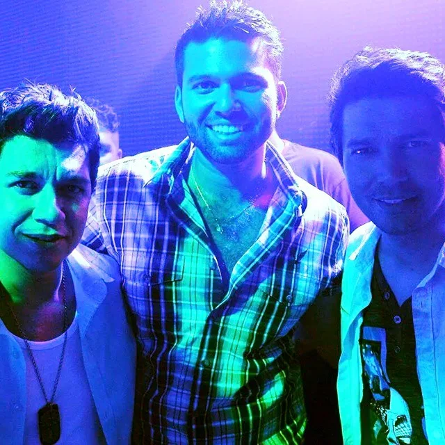 Novo affair de Zilu aparece em foto com ex-namorado da amada