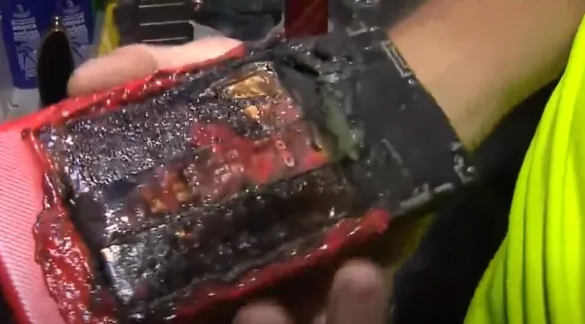 Celular roubado explode dentro do bolso do ladrão em Vila Velha