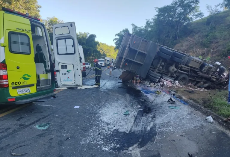 Criança de 4 anos está entre os feridos mais graves de acidente na BR 101, em Anchieta