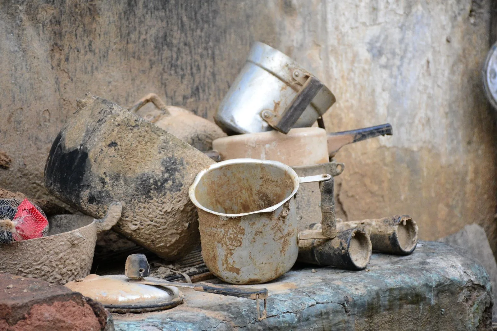 Moradores afetados pelas chuvas no ES podem pedir saque do FGTS por calamidade