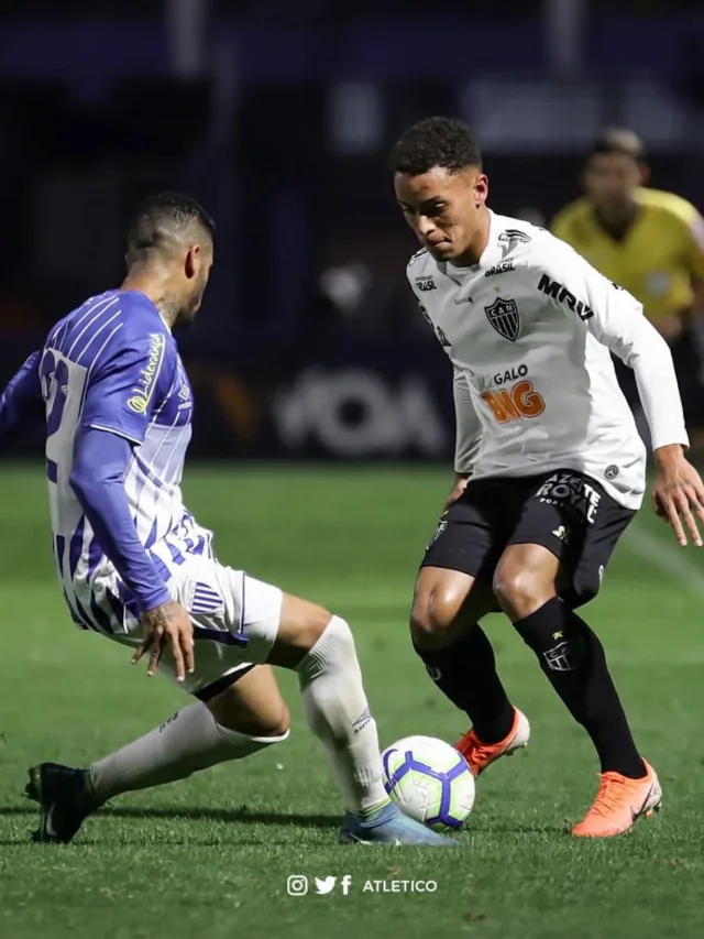 Atacante Luan lamenta novo revés e diz que time precisar 'resgatar espírito de Galo Doido'