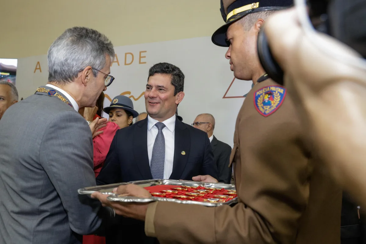 Homenageado por Zema, Moro fala em "liberdade" e critica governo Lula