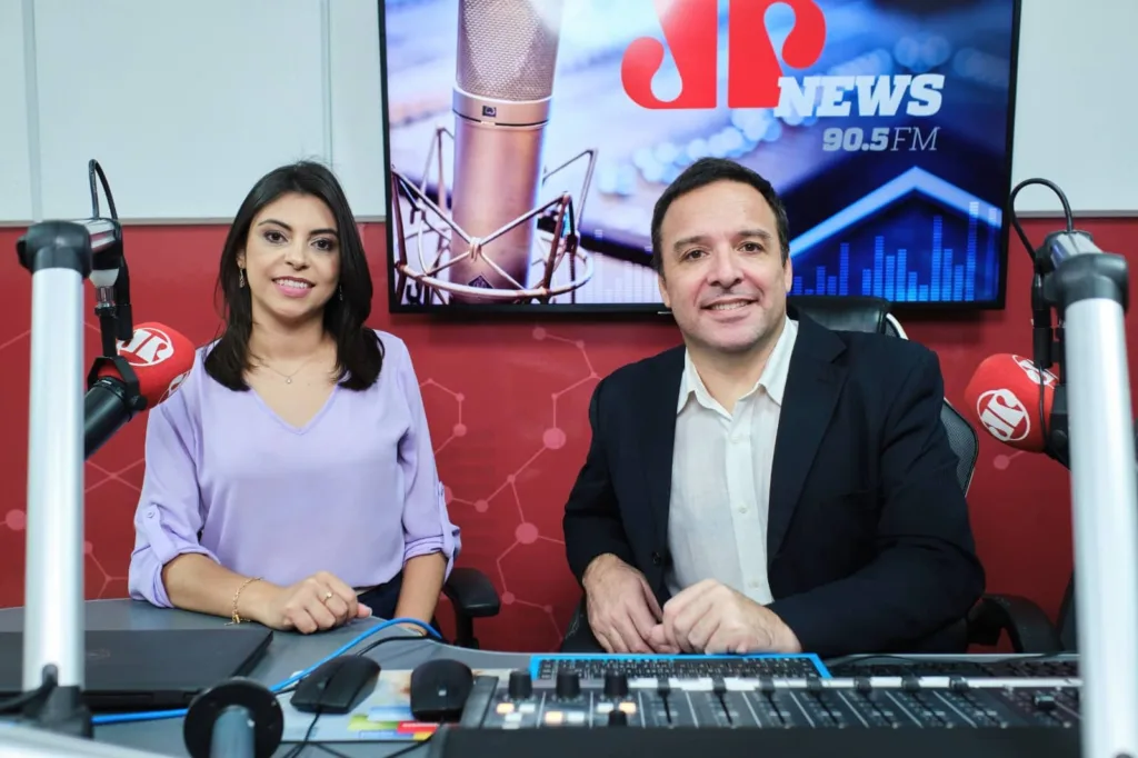 Edu Kopernick estreia como novo apresentador na Pan News Vitória Edu Kopernick estreia como novo apresentador na Pan News Vitória