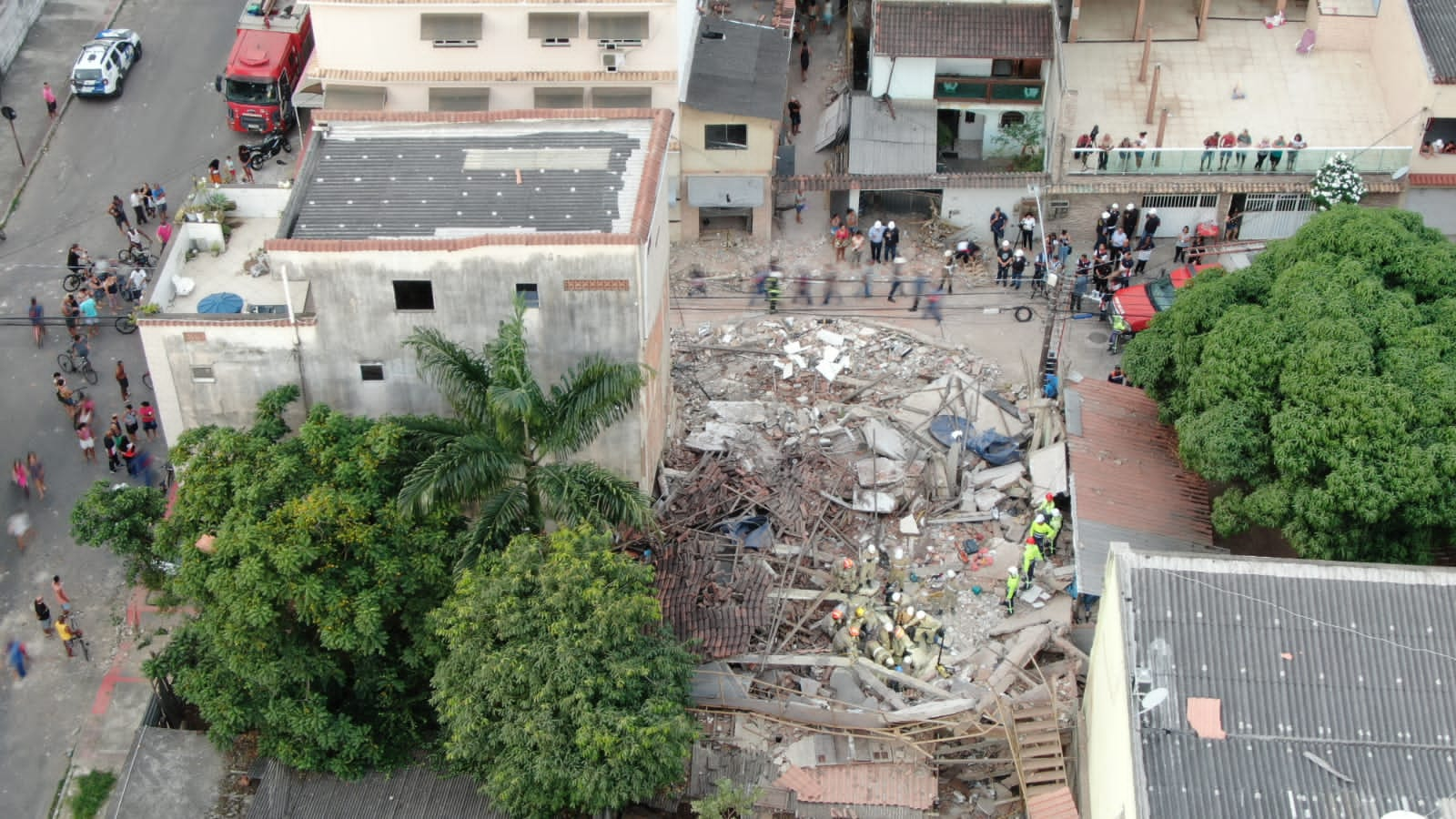 Desabamento em Vila Velha: prazo para conclusão de laudo pericial é prorrogado pela 2ª vez