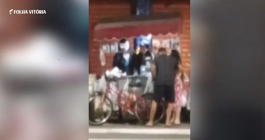 VÍDEO | Vendedora ambulante é assaltada em frente ao PA da Glória, em Vila Velha