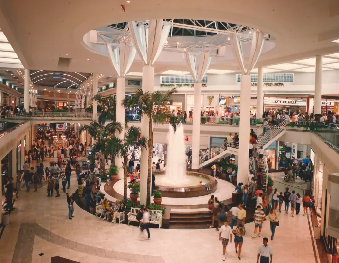 Shopping Vitória revive chafariz e capixabas deliram: "Sonho era cair dentro"