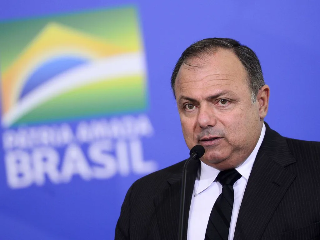 O ministro da Saúde, Eduardo Pazuello, durante sua cerimônia de posse no Palácio do Planalto.