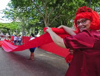 Atividades com crianças da rede municipal de educação no Parque Moscoso