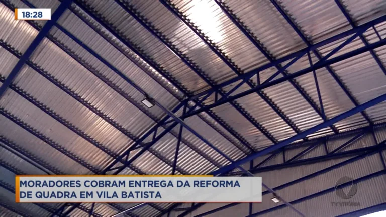 Comunidade cobra entrega de quadra em Vila Velha