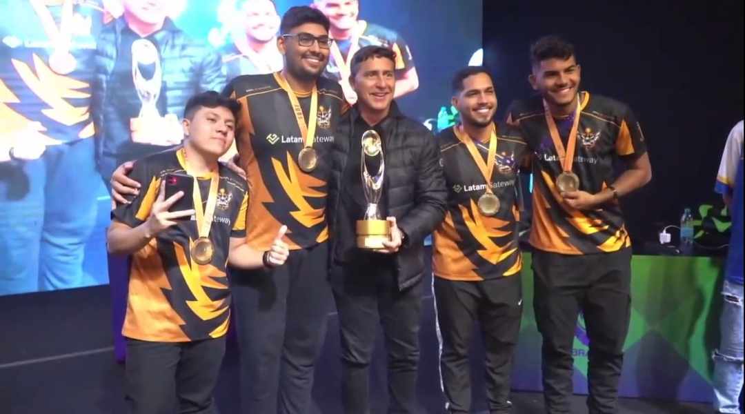 Seal e-Sports conquista tri universitário de Free Fire