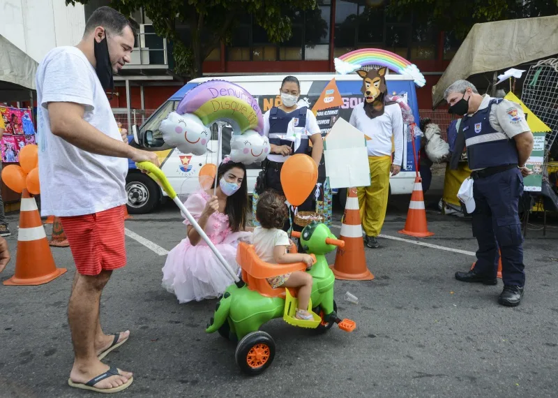 Maio Laranja na Feira Livre de Gurigica