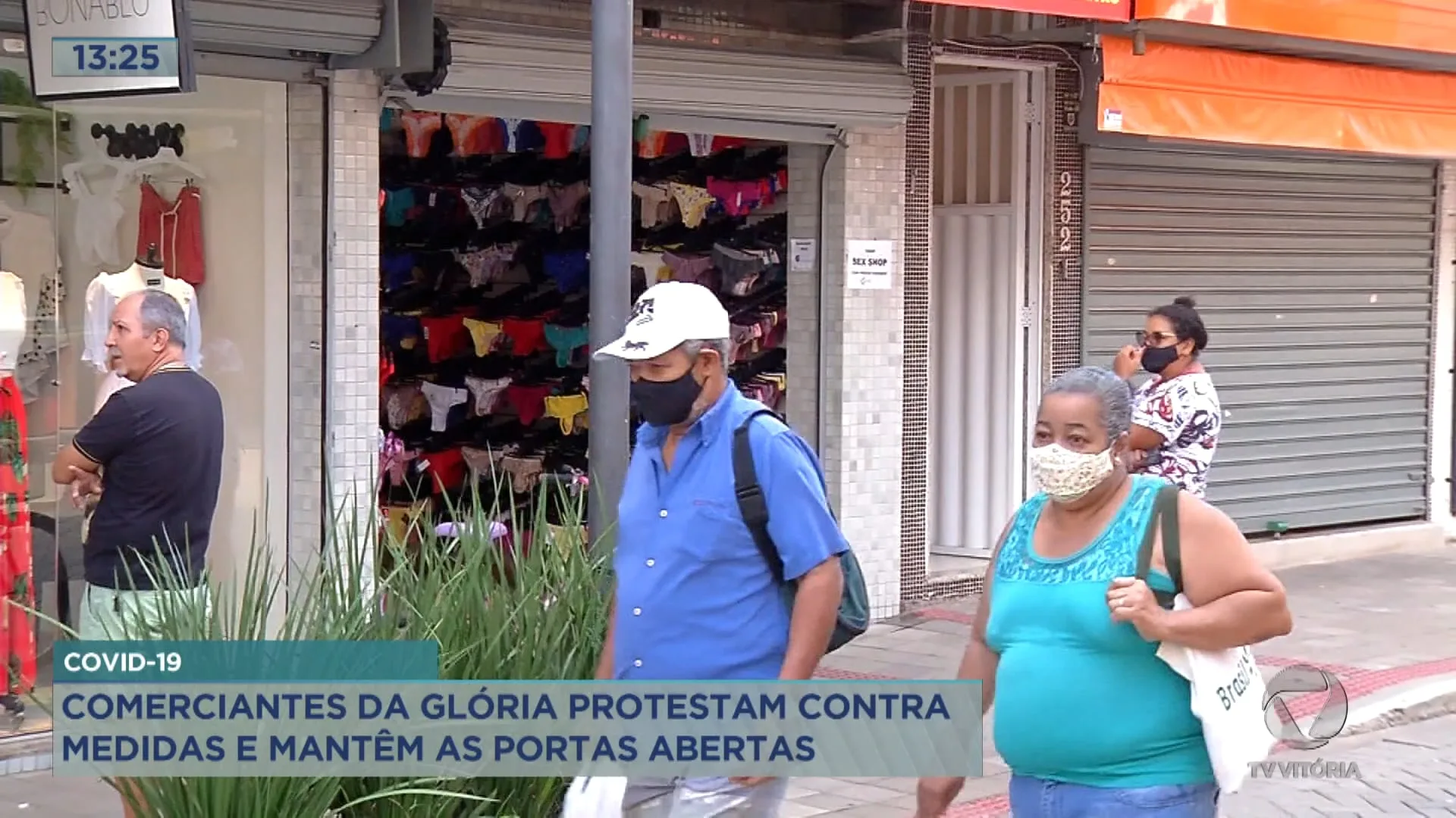 Comerciantes protestam contra decreto estadual