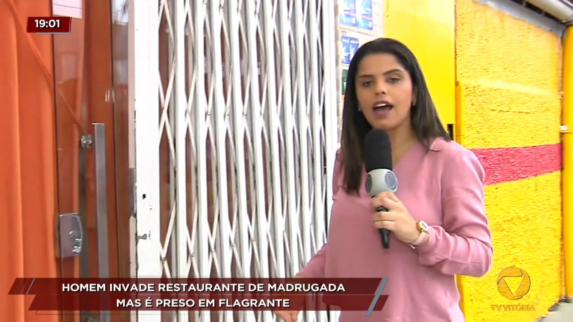 Homem invade restaurante de madrugada, mas é preso em flagrante