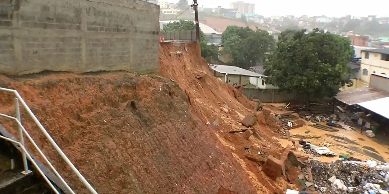 Quatro cidades da Grande Vitória acumulam quase 300 áreas de risco