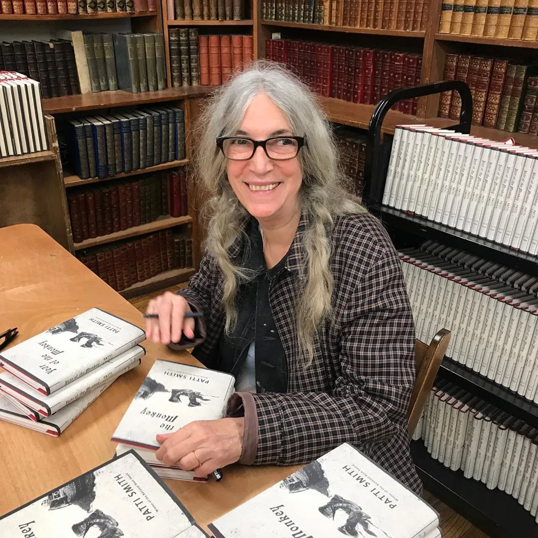 Com dois livros novos e 44 anos de carreira, Patti Smith desembarca em SP