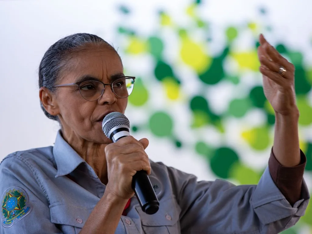 Brasília – 25/05/2023 A ministra do Meio Ambiente, Marina Silva, partipa da posse do novo presidente Instituto Chico Mendes de Conservação da Biodiversidade (ICMBio), Mauro Pires. Foto: Fabio Rodrigues-Pozzebom/ Agência Brasil