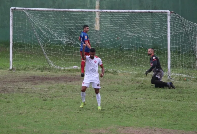 Capixaba vence o Sport, toma a liderança do Serra e se classifica para a 2ª fase da Copa ES