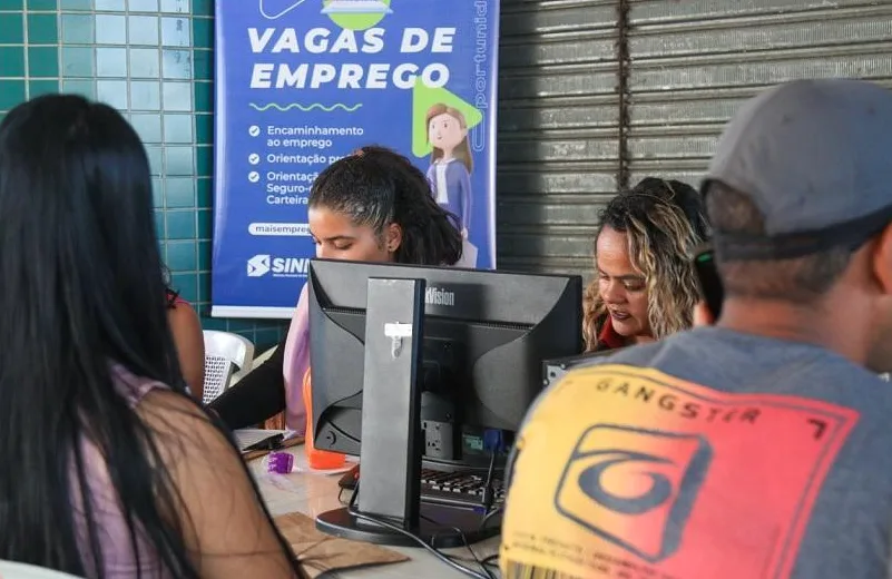 Mutirão oferece 980 vagas de emprego no Terminal de Laranjeiras