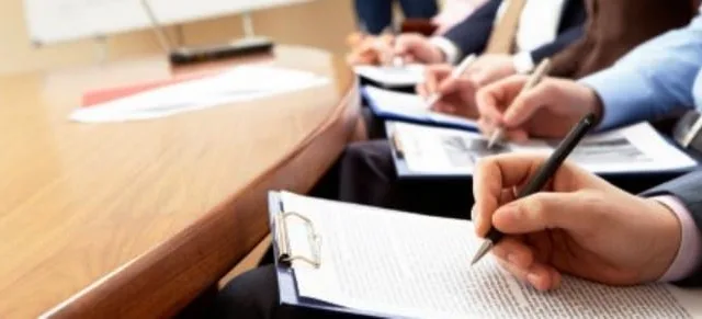 Pozato contrata professor, coordenador e supervisor