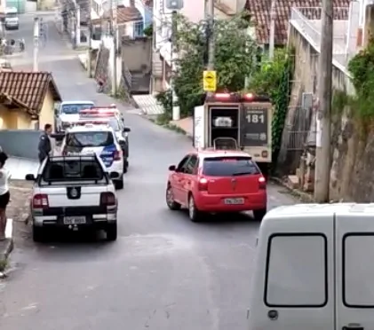 Sobrinho mata tio a pauladas e joga corpo do terceiro andar de prédio