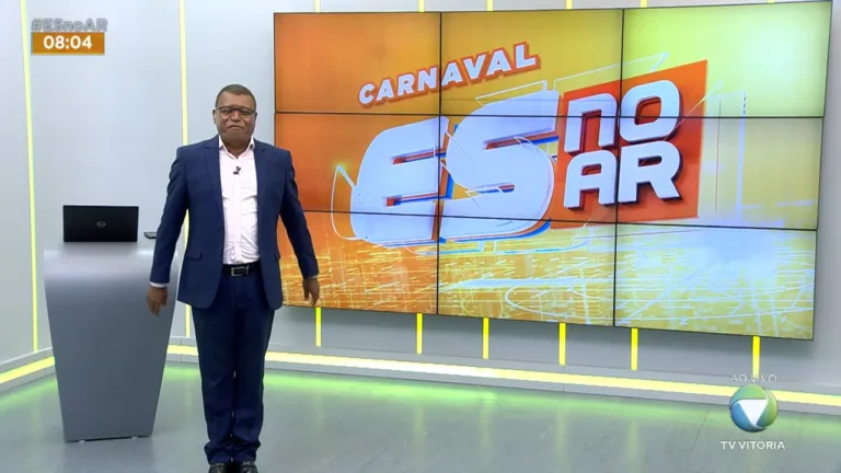 Escolas de samba encerram ensaios com pedido de paz