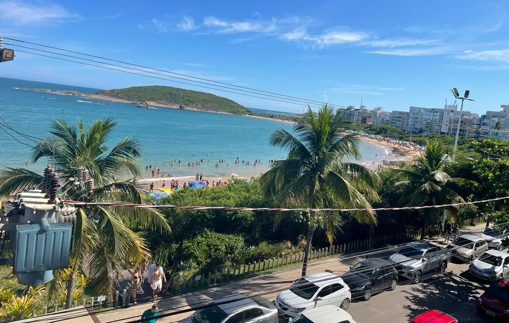 Guarapari registra despejo de água com mau cheiro em Peracanga