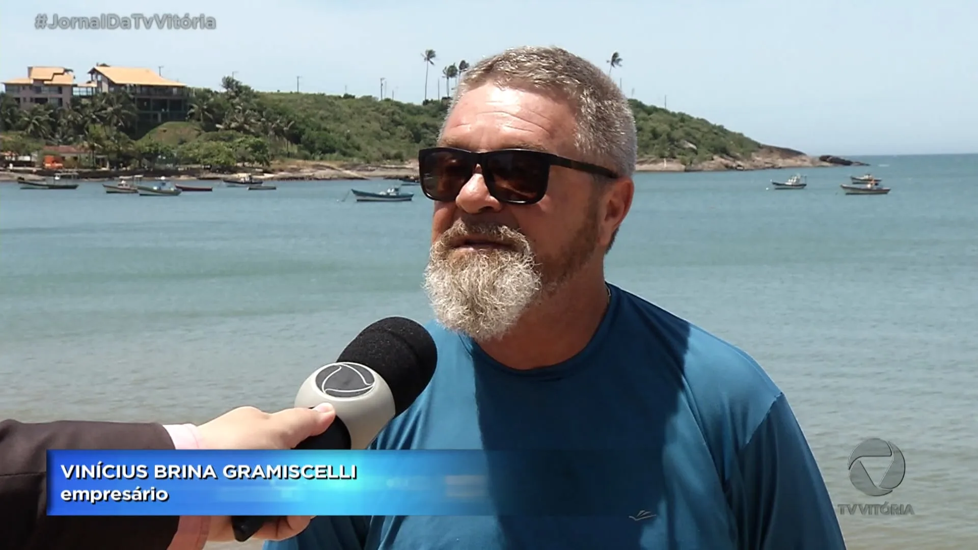 Começa a obra de alargamento da praia de Meaípe, em Guarapari