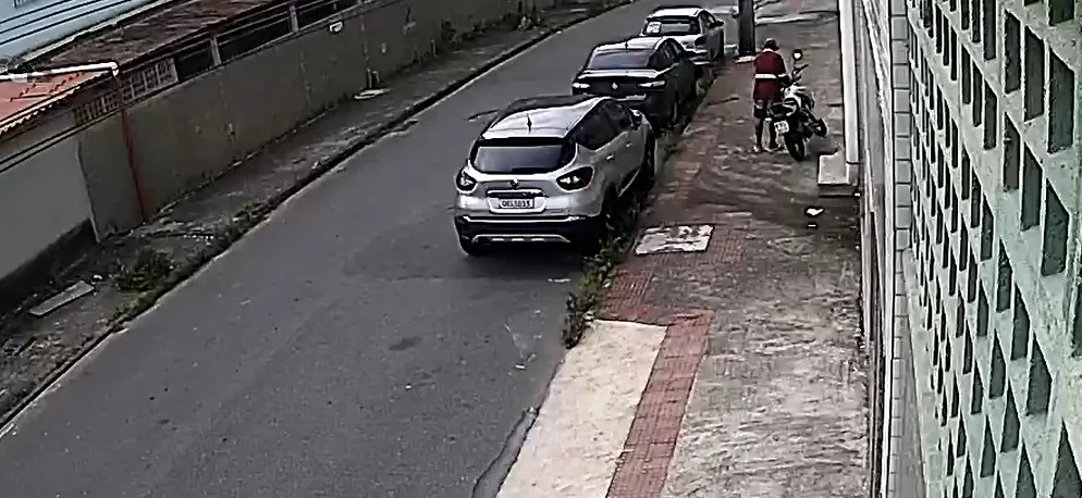 Homem tem moto furtada na porta do trabalho em Novo Horizonte, na Serra