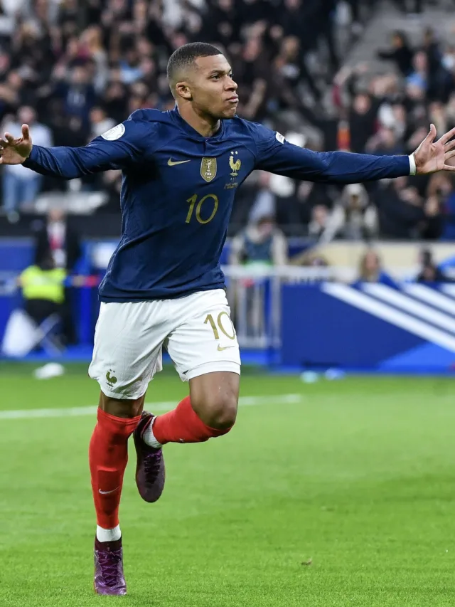 Mbappé quebra silêncio e promete França de volta ao topo do mundo: 'Vamos voltar'