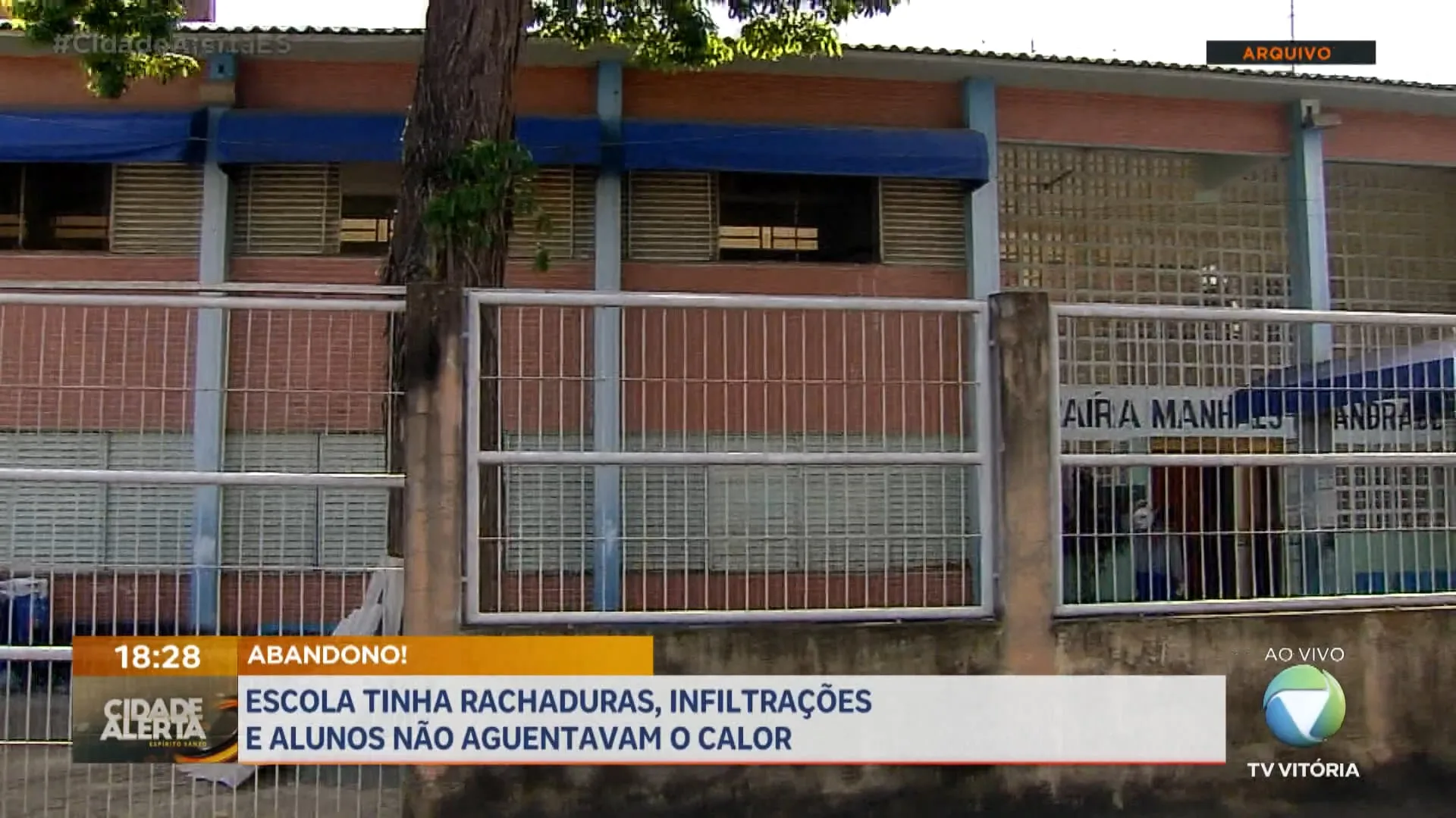 Escola Zaira precisa de reforma!